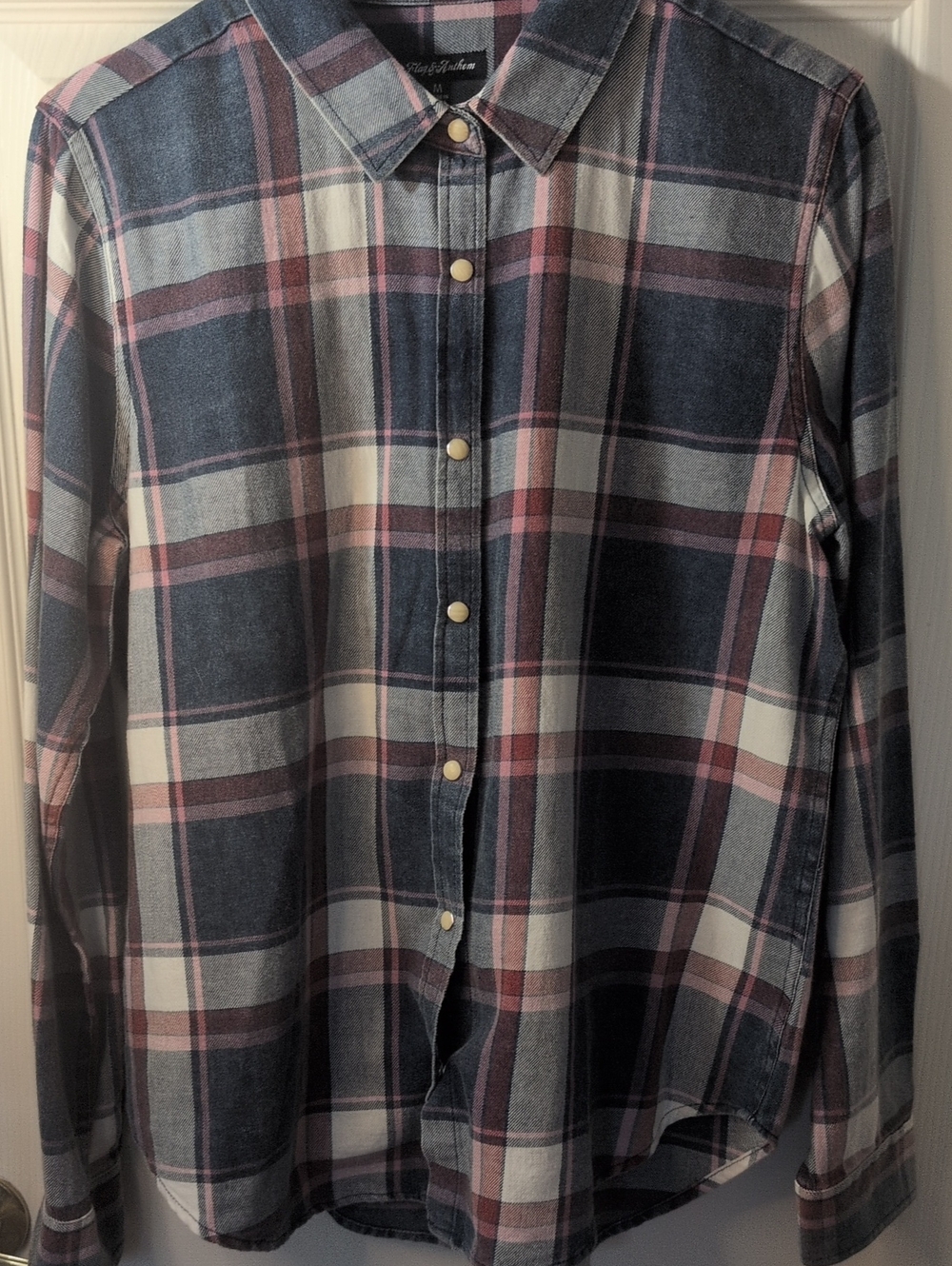 Classic Plaid Snap-Down Shirt - 💙/🩷/💜 Long Sleeve, Size Medium